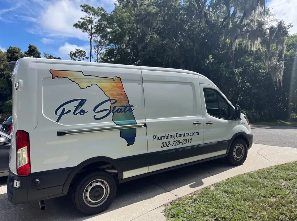 Flo State Plumbing Contractors service van